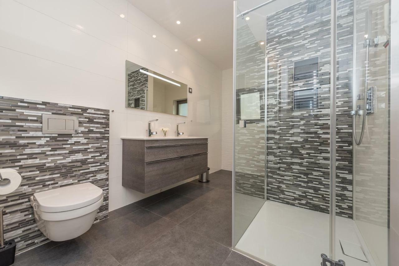 Appartamento Luxury Penthouse Cosmacendi Zara Esterno foto