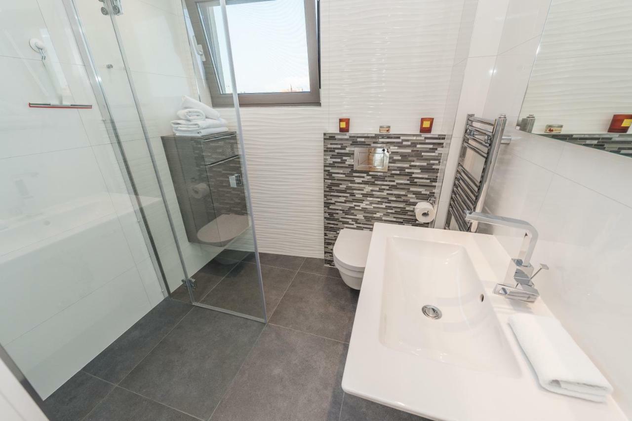 Appartamento Luxury Penthouse Cosmacendi Zara Esterno foto